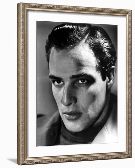 Marlon Brando, 1950s-null-Framed Photo