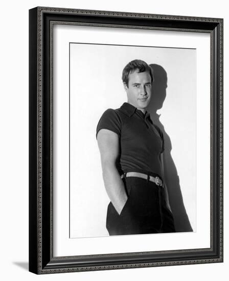 Marlon Brando-null-Framed Photo