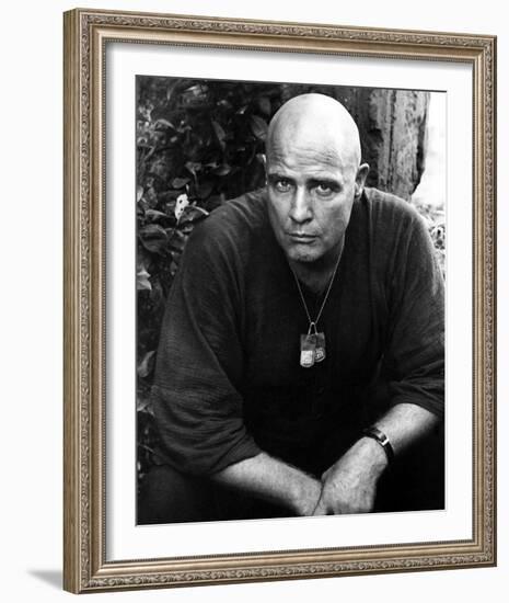 Marlon Brando-null-Framed Photo