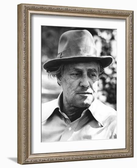 Marlon Brando-null-Framed Photo