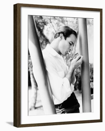 Marlon Brando-null-Framed Photographic Print