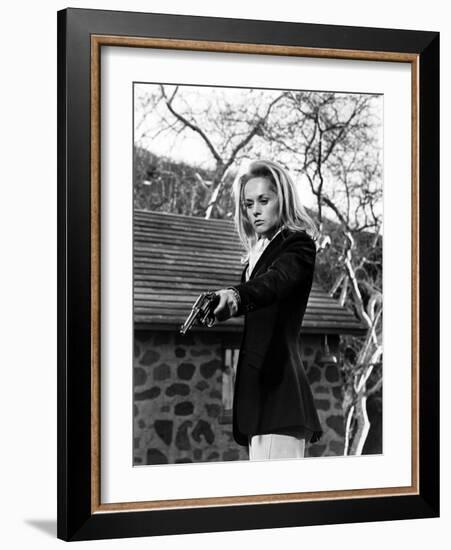 MARNIE, 1964 directed by ALFRED HITCHCOCK Tippi Hedren (b/w photo)-null-Framed Photo