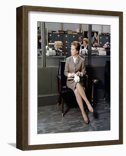 "MARNIE" by AlfredHitchcock with Tippi Hedren, 1965 (photo)-null-Framed Photo