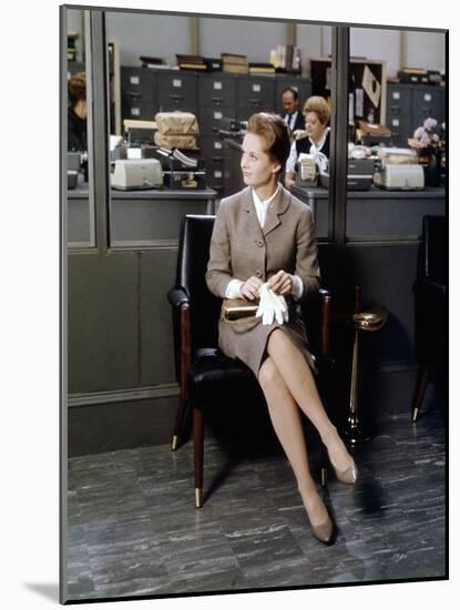 "MARNIE" by AlfredHitchcock with Tippi Hedren, 1965 (photo)-null-Mounted Photo