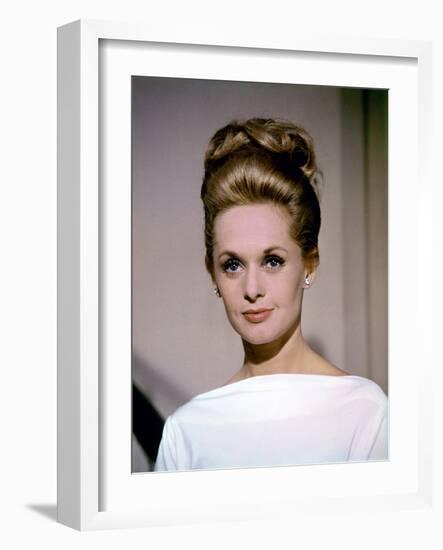 "MARNIE" by AlfredHitchcock with Tippi Hedren, 1968 (photo)-null-Framed Photo