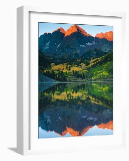 Maroon Bells Just as the Sun Was Rising-Brad Beck-Framed Photographic Print