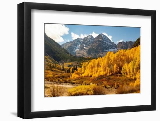 Maroon Bells-Snowmass Wilderness in Aspen, Colorado in autumn.-Mallorie Ostrowitz-Framed Photographic Print