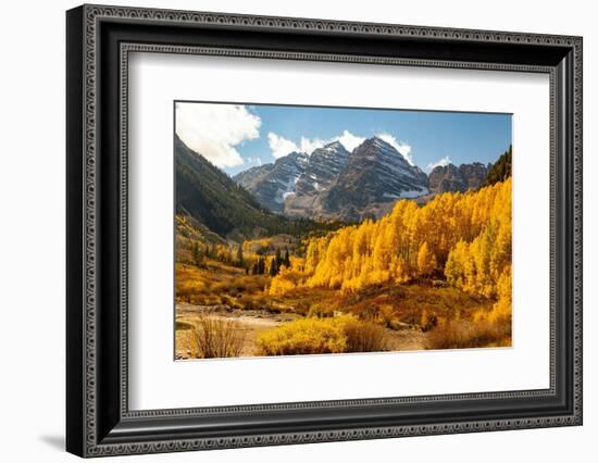 Maroon Bells-Snowmass Wilderness in Aspen, Colorado in autumn.-Mallorie Ostrowitz-Framed Photographic Print