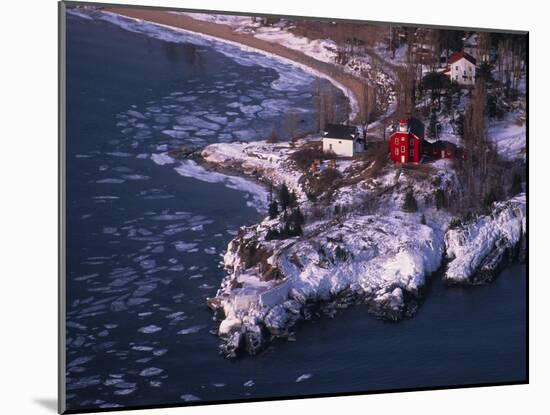 Marquette Harbor Lighthouse and Maritime Museum in winter, Marquette, Michigan, USA-null-Mounted Photographic Print