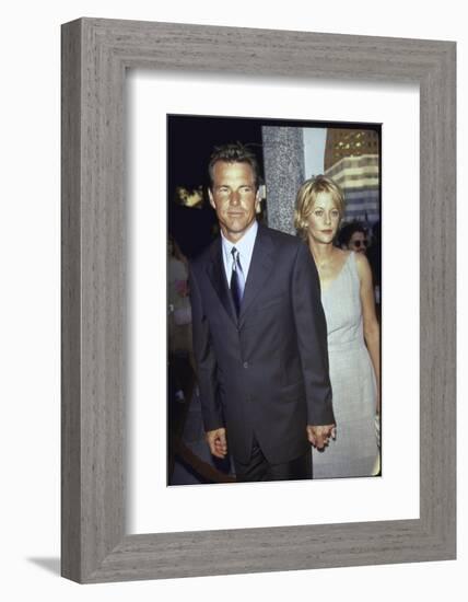 Married Actors Dennis Quaid and Meg Ryan at Film Premiere of His "The Parent Trap"-Mirek Towski-Framed Photographic Print