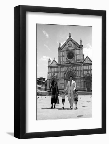 Marta Ornelas, Alvaro Domingo, Placido Domingo Jr. and Placido Domingo on Piazza Santa Croce-Sergio del Grande-Framed Photographic Print