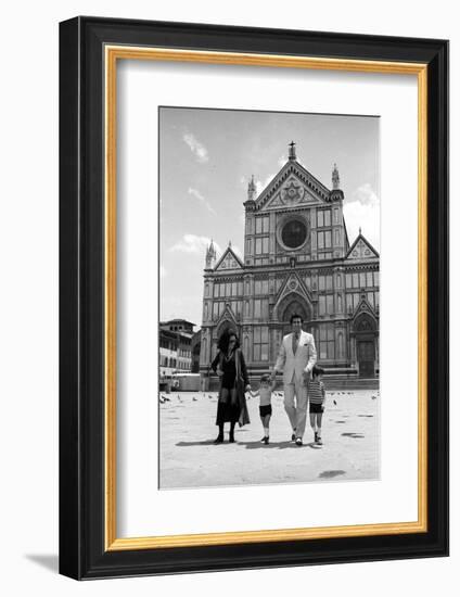 Marta Ornelas, Alvaro Domingo, Placido Domingo Jr. and Placido Domingo on Piazza Santa Croce-Sergio del Grande-Framed Photographic Print