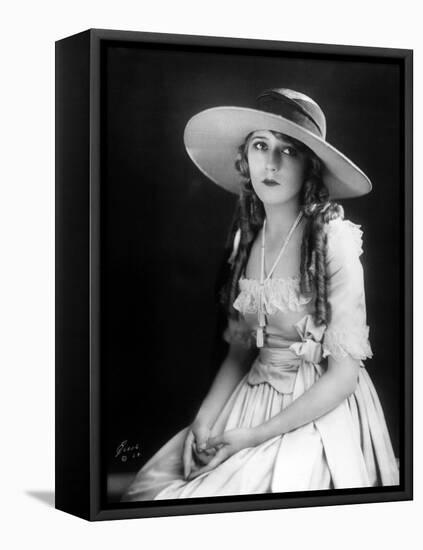 Mary Pickford, 1923-null-Framed Premier Image Canvas