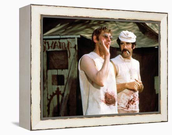 Mash, Donald Sutherland, Elliott Gould, 1970-null-Framed Stretched Canvas