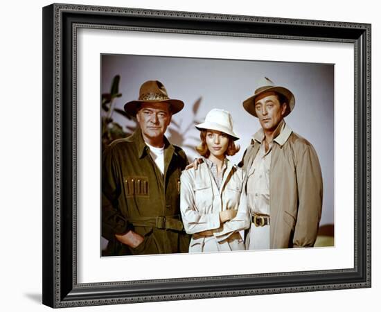 Massacre pour un fauve Rampage by PhilKarlson with Jack Hawkins, Elsa Martinelli and Robert Mitchum-null-Framed Photo