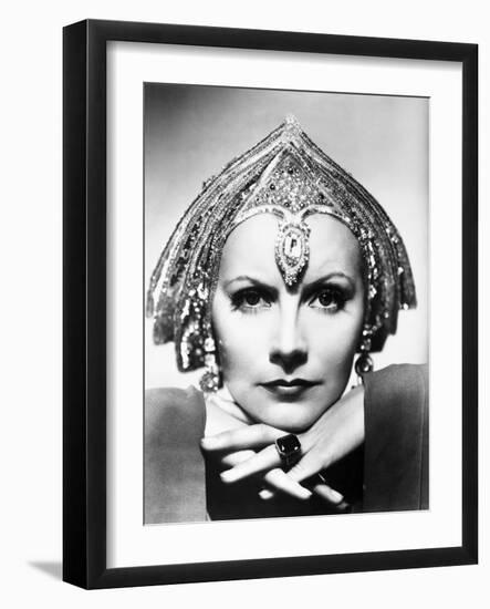 Mata Hari, 1931-null-Framed Photographic Print