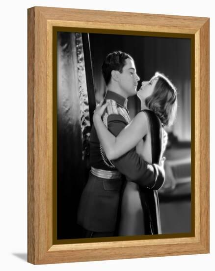 MATA HARI, 1932 directed by GEORGE FITZMAURICE Ramon Novarro / Greta Garbo (b/w photo)-null-Framed Stretched Canvas