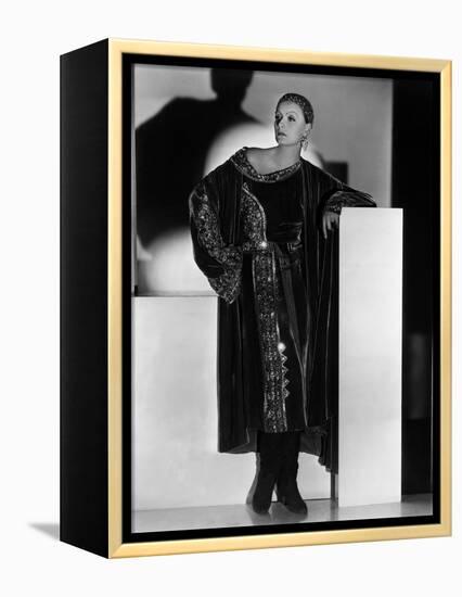 Mata Hari by GeorgeFitzmaurice with Greta Garbo, 1931 (b/w photo)-null-Framed Stretched Canvas