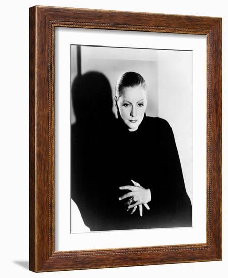 Mata Hari, Greta Garbo, 1931-null-Framed Photo