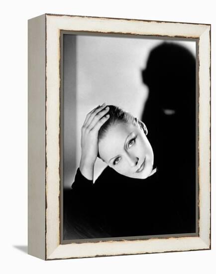 Mata Hari, Greta Garbo, 1931-null-Framed Premier Image Canvas