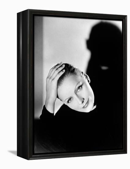 Mata Hari, Greta Garbo, 1931-null-Framed Premier Image Canvas