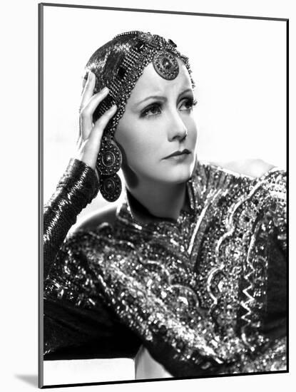 Mata Hari, Greta Garbo, 1931-null-Mounted Photo