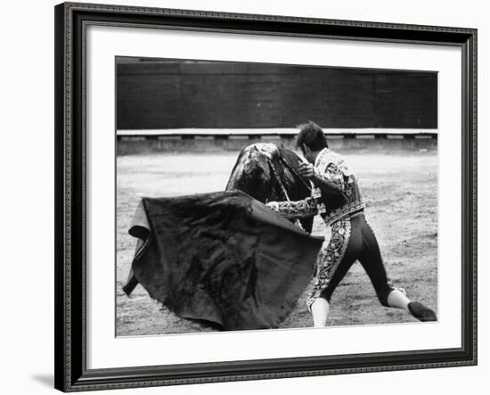 Matador Manuel Benitez, Performing in the Bullring-Loomis Dean-Framed Premium Photographic Print