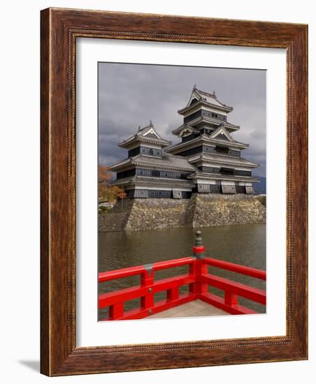 Matsumoto-Jo, Matsumoto, Nagano Prefecture, Central Honshu, Japan-Gavin Hellier-Framed Photographic Print