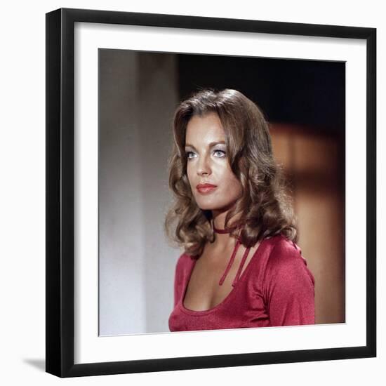 MAX and LES FERRAILLEURS, 1970 directed by CLAUDE SAUTET Romy Schneider (photo)-null-Framed Photo