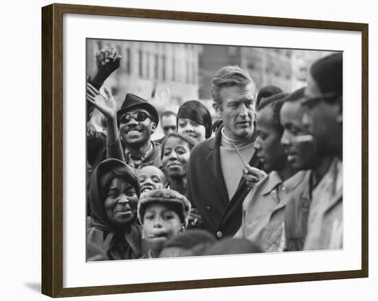 Mayor John Lindsay Touring the City and Talking to Residents-John Dominis-Framed Photographic Print