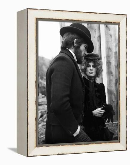 Mccabe And Mrs. Miller, Warren Beatty, Julie Christie, 1971-null-Framed Stretched Canvas