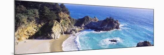 Mcway Falls, Mcway Cove, Julia Pfeiffer Burns State Park, Big Sur, California, USA-null-Mounted Photographic Print