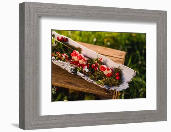 meadow, wooden box, autumnal decoration, rose hips, mushrooms, moss, detail,-mauritius images-Framed Photographic Print