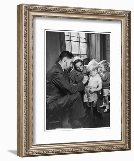 Medical Examination 1940-null-Framed Photographic Print