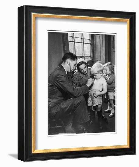 Medical Examination 1940-null-Framed Photographic Print