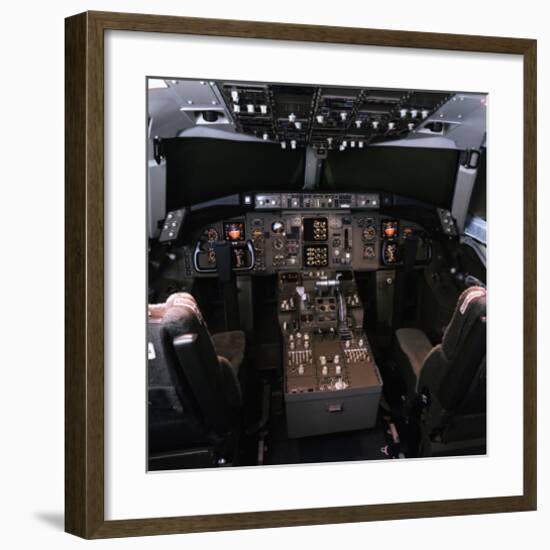 medium-range Boeing 757 Cockpit-null-Framed Art Print