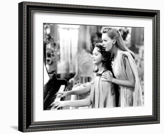 Meet Me in St. Louis, Lucille Bremer, Judy Garland, 1944-null-Framed Photo