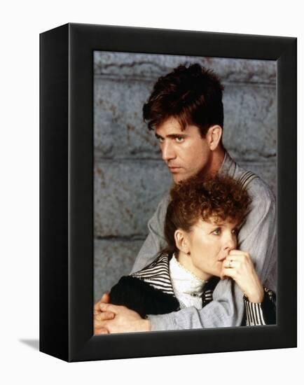 Mel Gibson and Diane Keaton MRS. SOFFEL, 1984 directed by GILLIAN ARMSTRONG (photo)-null-Framed Stretched Canvas