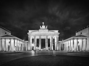 Brandenburg Gate Art Prints Paintings Posters Wall Art Art Com Brandenburg Gate Art Prints Paintings Posters Wall Art Art Com