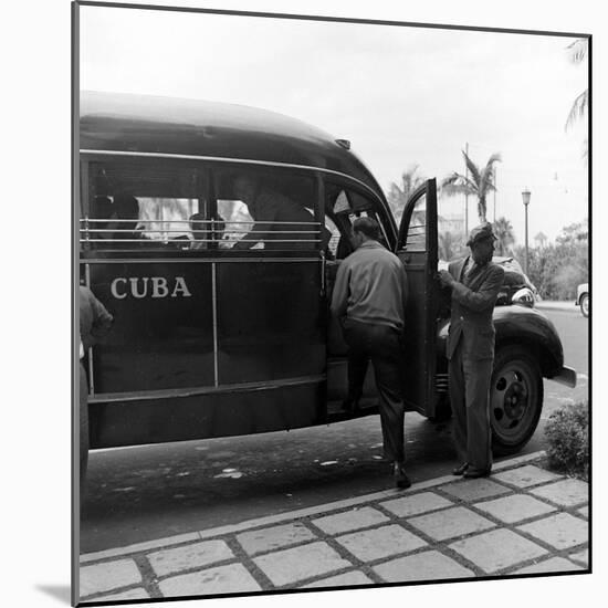 Members of the Brooklyn Dodgers Baseball Team Climb onto a Bus During Spring Training, 1942-William Vandivert-Mounted Photographic Print