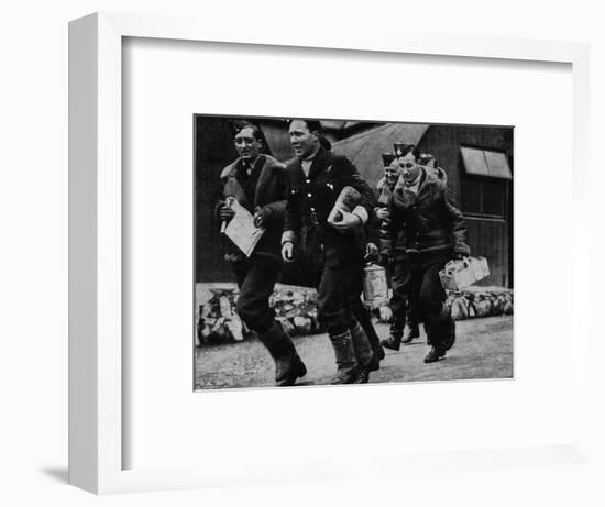 Members of the RAF ready for action during World War II, c1940 (1943)-Unknown-Framed Photographic Print