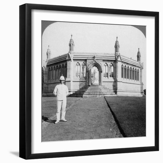 Memorial to the British Women and Children Murdered During the Indian Mutiny, Cawnpore, India, 1903-Underwood & Underwood-Framed Photographic Print