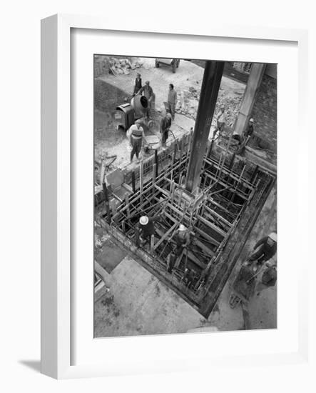 Men at Work at a Construction Site, Gainsborough, Lincolnshire, 1960-Michael Walters-Framed Photographic Print