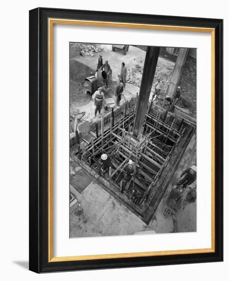 Men at Work at a Construction Site, Gainsborough, Lincolnshire, 1960-Michael Walters-Framed Photographic Print