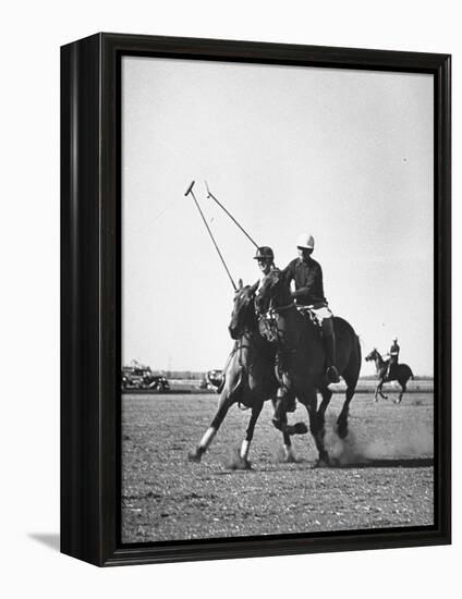 Men Playing Polo-Carl Mydans-Framed Premier Image Canvas