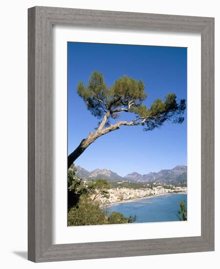 Menton, Alpes-Maritimes, Cote D'Azur, Provence, French Riviera, France, Mediterranean, Europe-Sergio Pitamitz-Framed Photographic Print