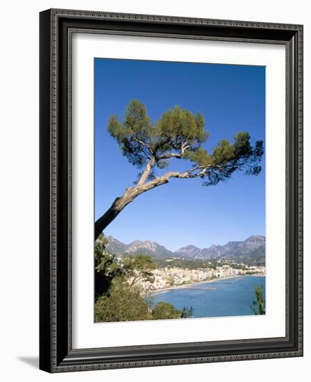 Menton, Alpes-Maritimes, Cote D'Azur, Provence, French Riviera, France, Mediterranean, Europe-Sergio Pitamitz-Framed Photographic Print