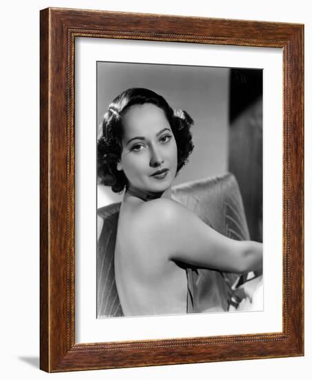 Merle Oberon, 1936-null-Framed Photo