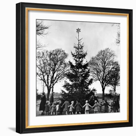 Merseyside 1956-Staff-Framed Photographic Print