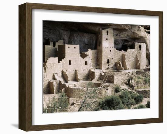 Mesa Verde Native American cliff dwelling site, Colorado, USA-Werner Forman-Framed Photographic Print